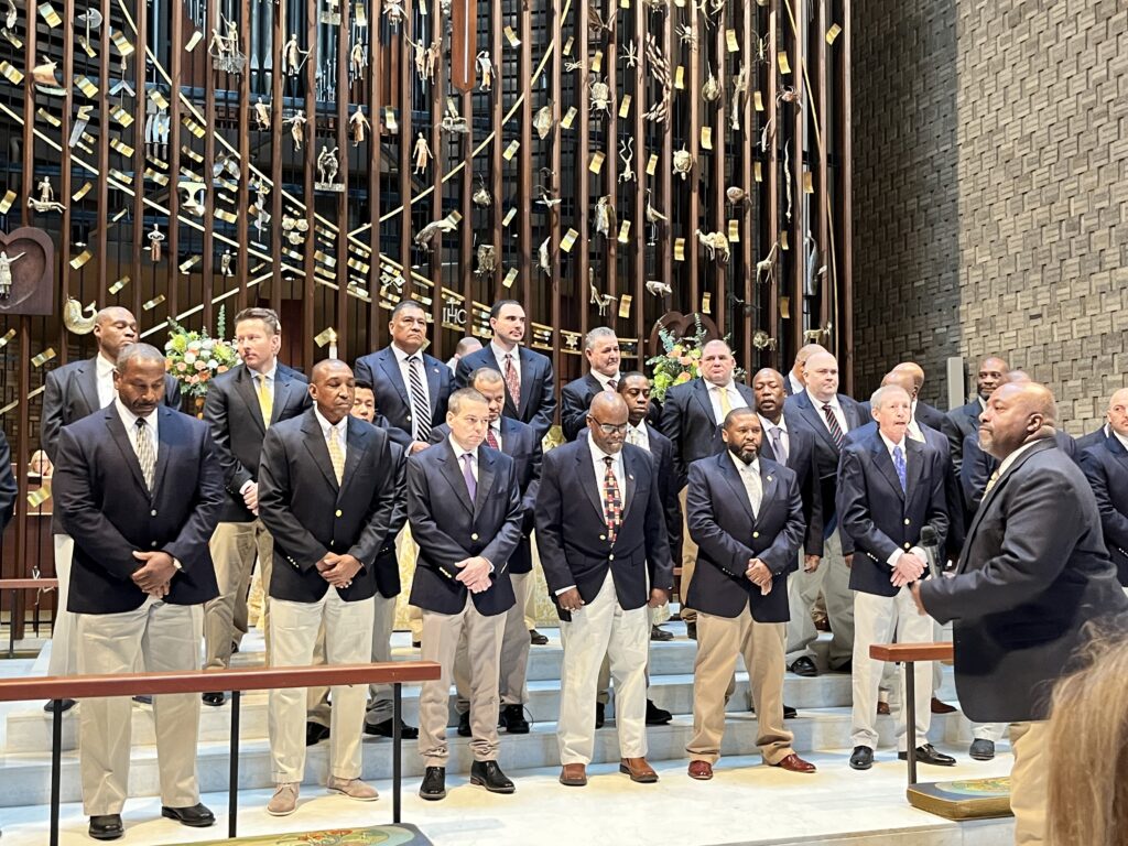 Pivot Ministries Choir sings at St. Mark's